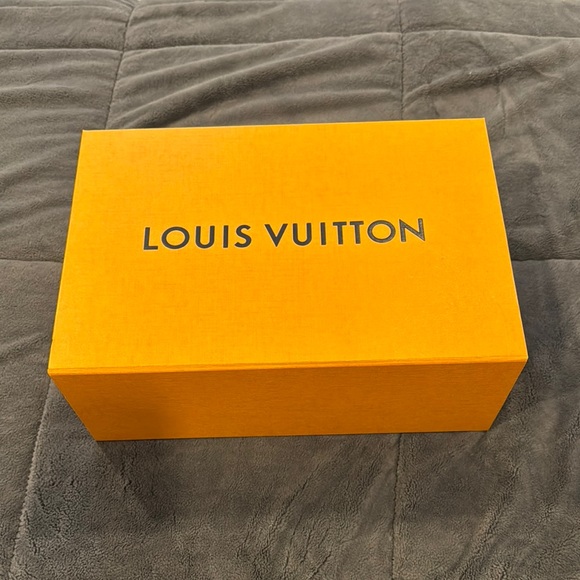 Louis Vuitton Box - Picture 2 of 7